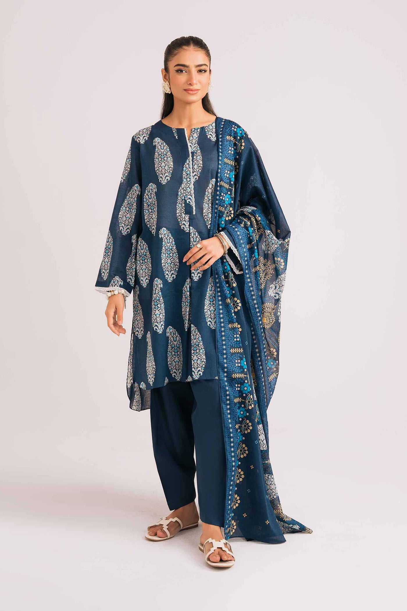 3 Piece - Printed Suit - Image 3